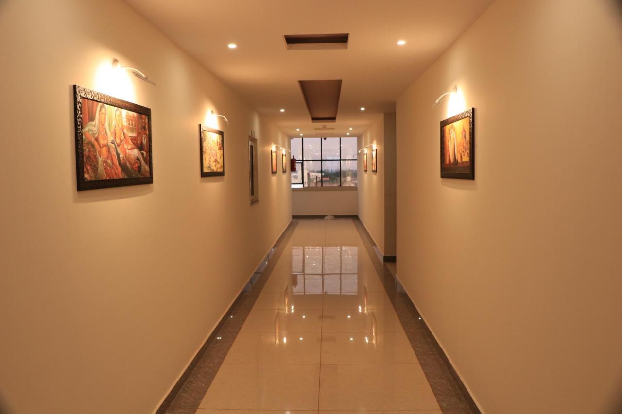Hotel Viraj Residency Bhuj Zewnętrze zdjęcie