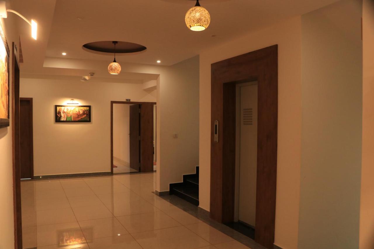 Hotel Viraj Residency Bhuj Zewnętrze zdjęcie