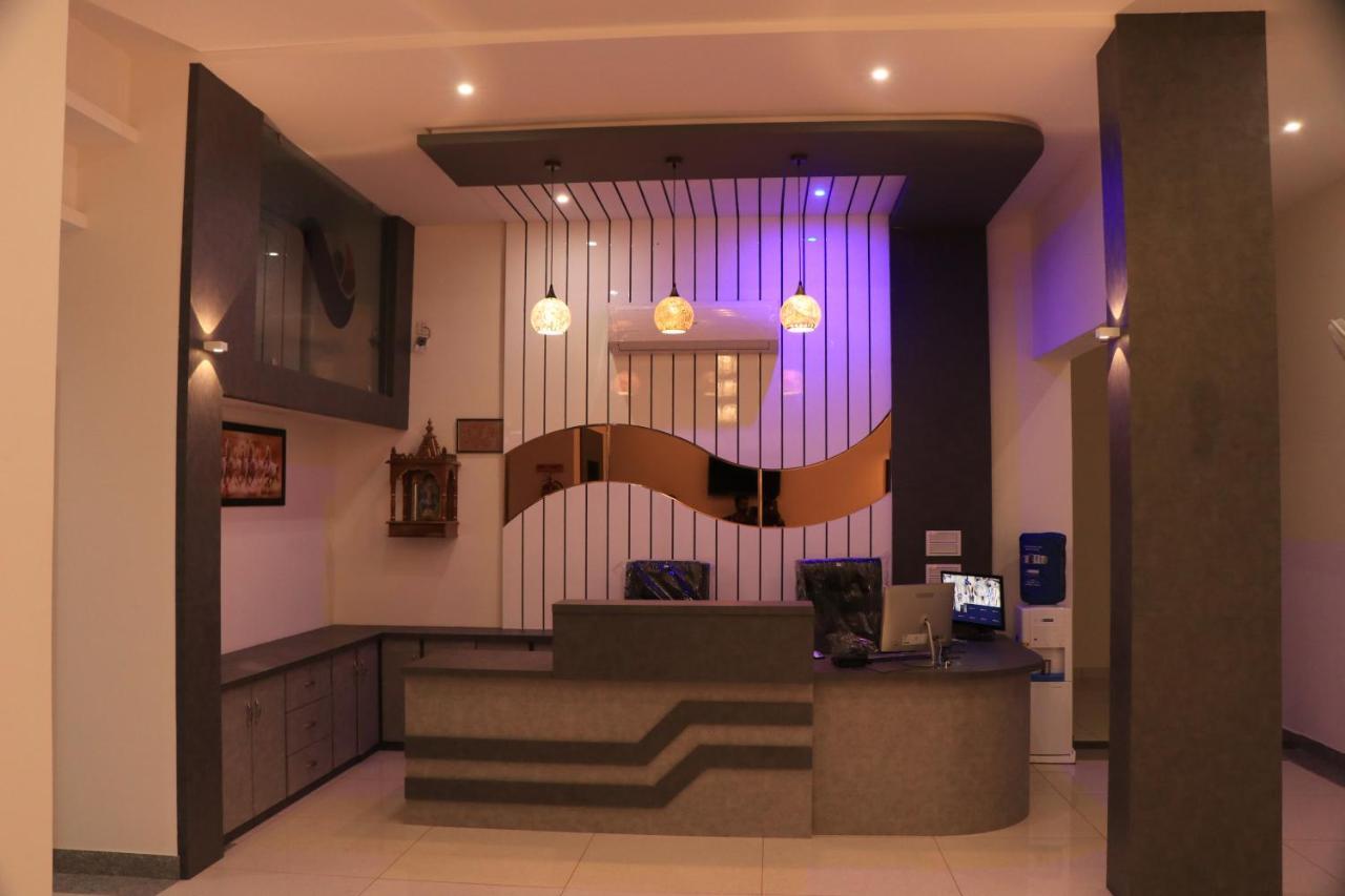 Hotel Viraj Residency Bhuj Zewnętrze zdjęcie