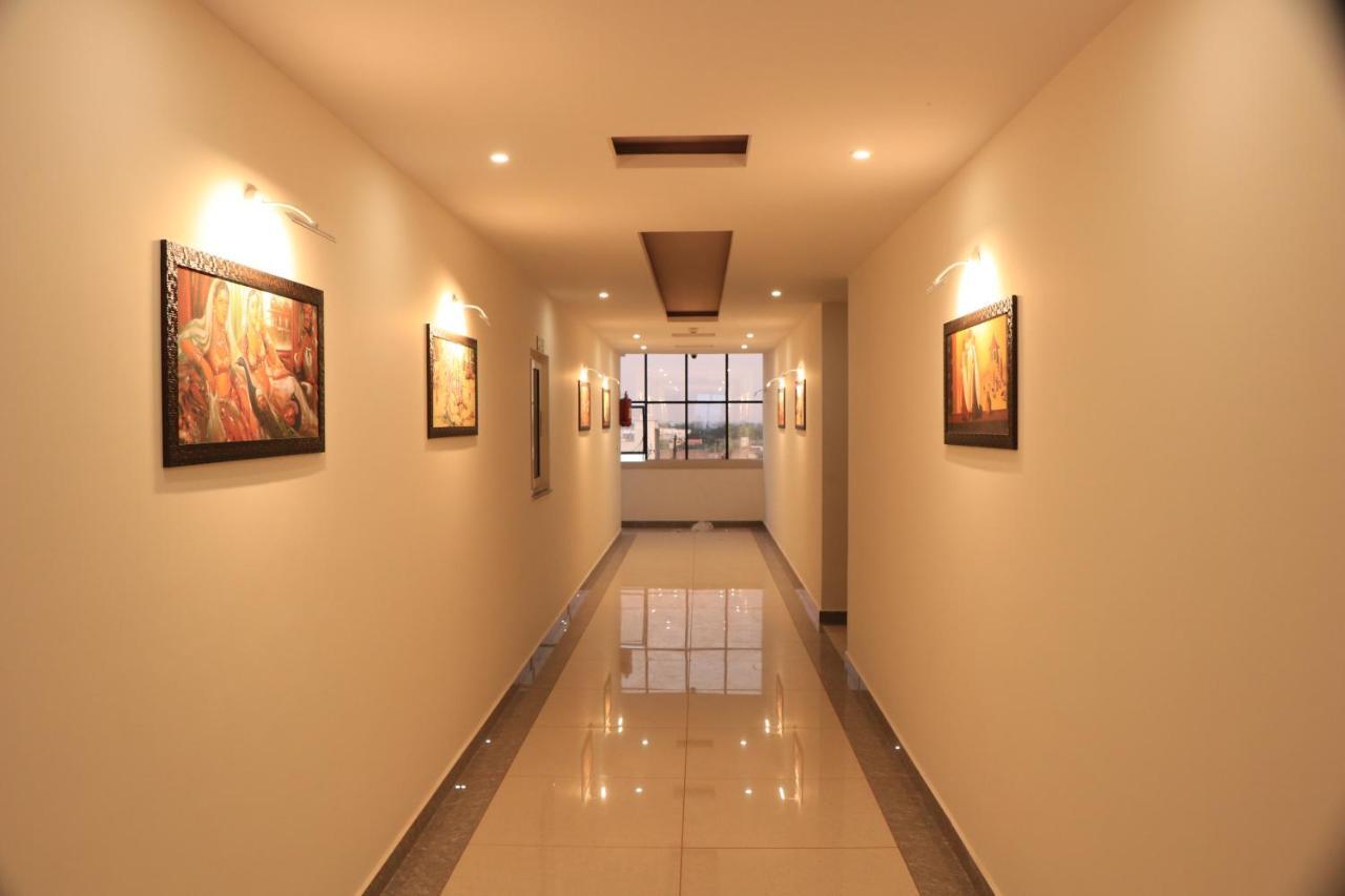 Hotel Viraj Residency Bhuj Zewnętrze zdjęcie